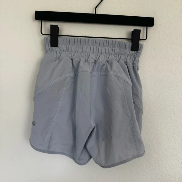 Lululemon Athletica Track That Mid-Rise Lined Short 5" Gravel Dust Blue Size 2 - Picture 3 of 6
